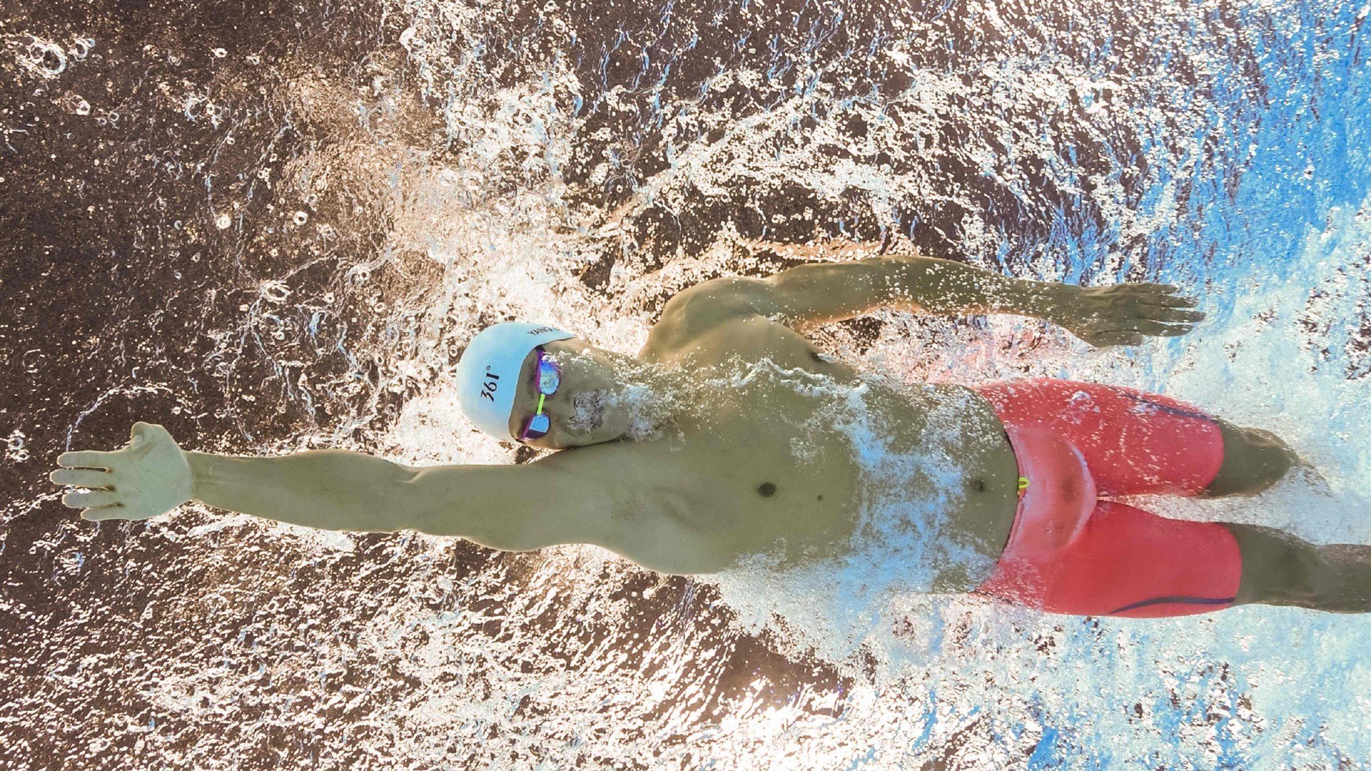 中立代表队B混合4×100米自由泳决赛表现亮眼，女子4×200米自由泳接力中国队夺冠 视频详解全过程